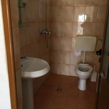 Luciano Hotel